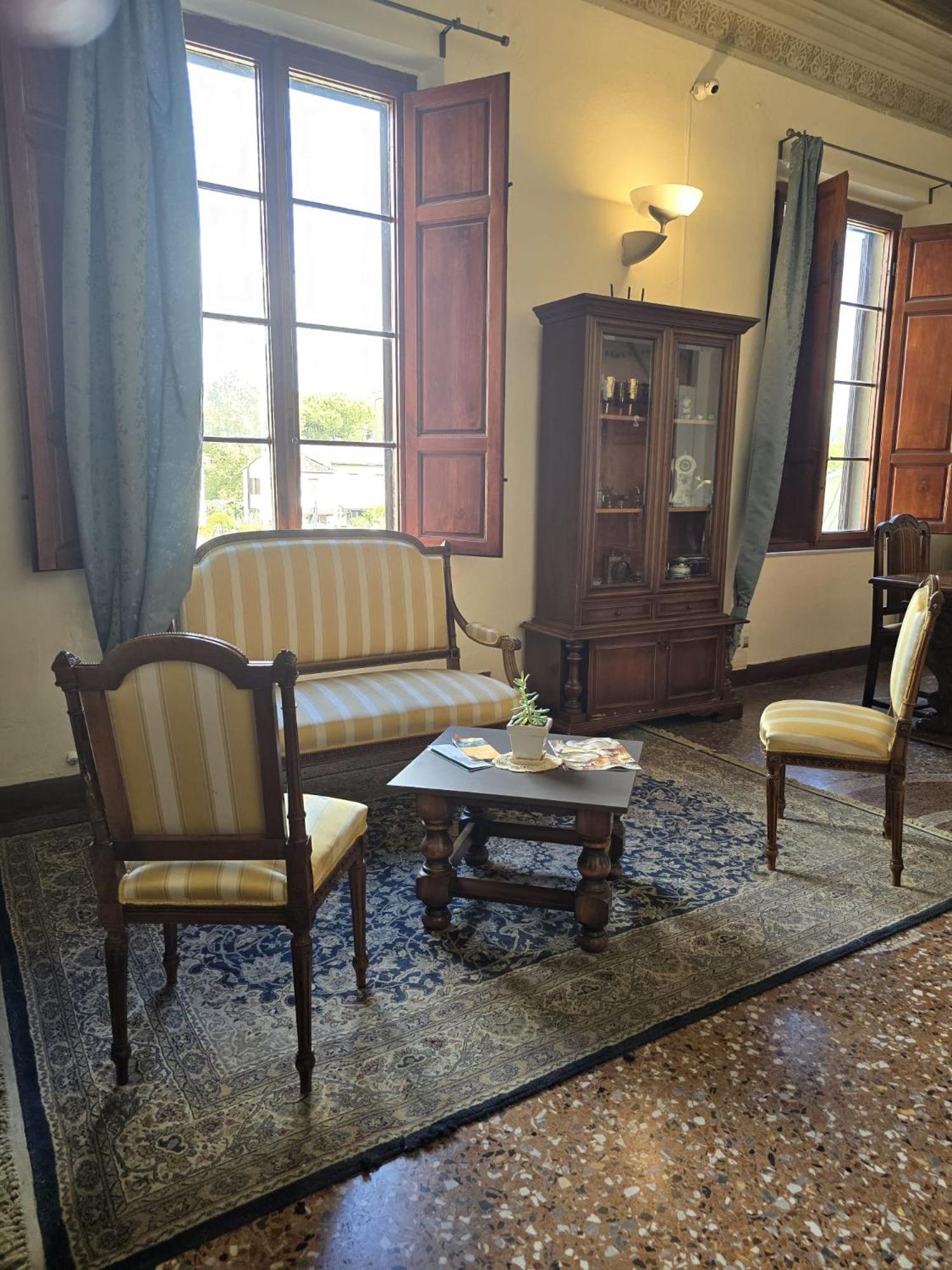 Dimora Del Conte Couette-café Pise
